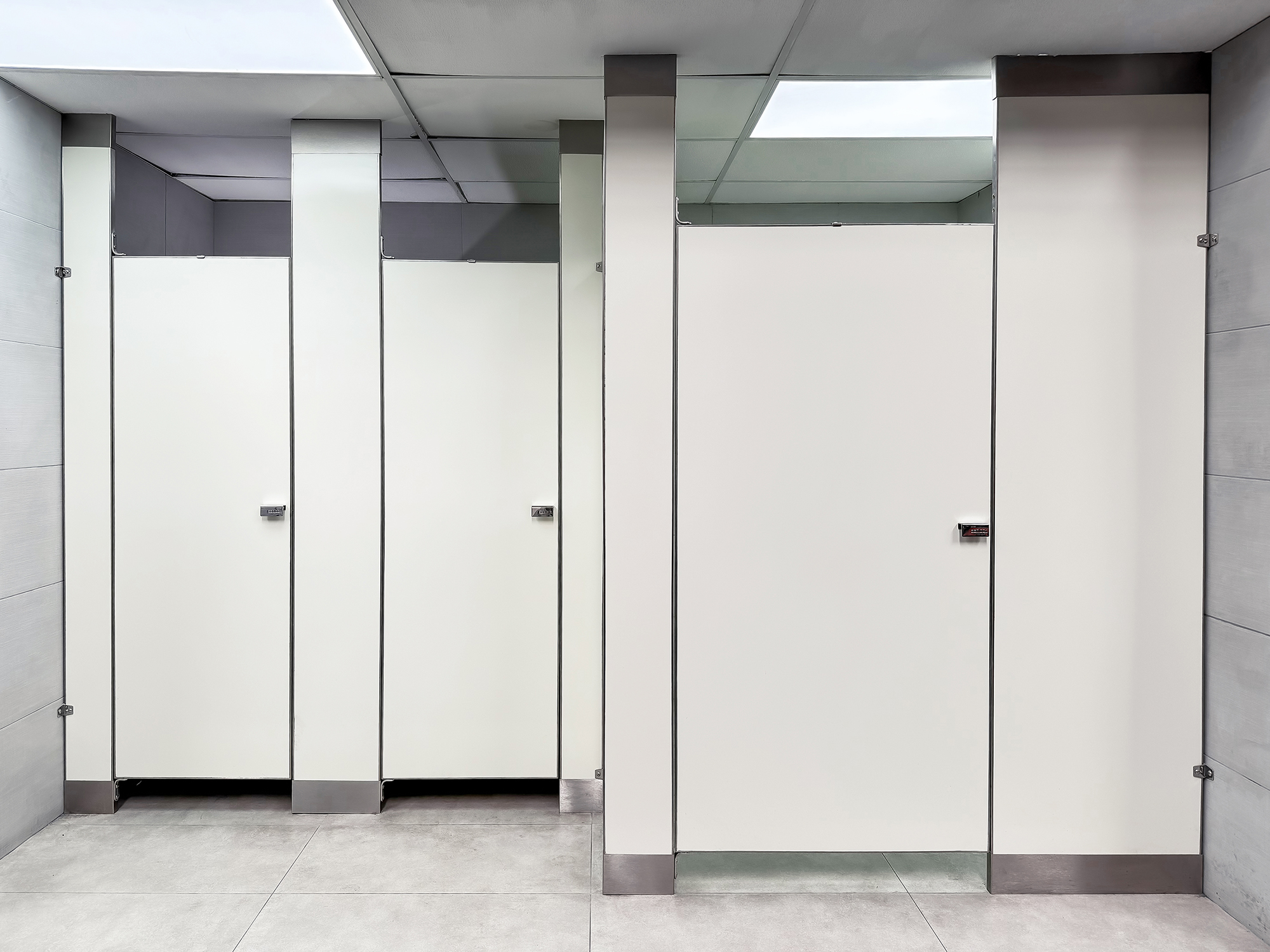 Puertas para sanitarios